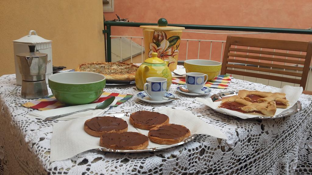 B&B Au Caruggiu Ceriale Eksteriør bilde